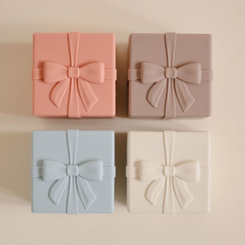 Lot de 4 jouets de bain Cadeau